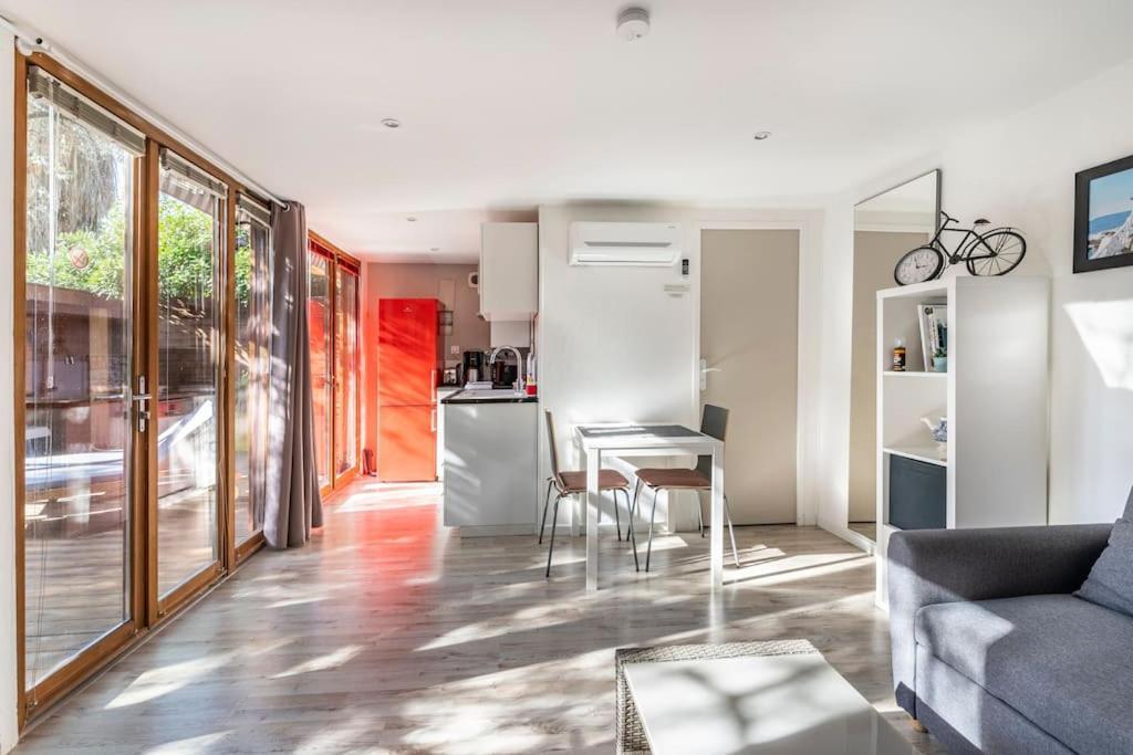 Studio Jacuzzi Prive A 8 Min A Pied De La Plage Apartment ลาซิโอตาต์ ภายนอก รูปภาพ