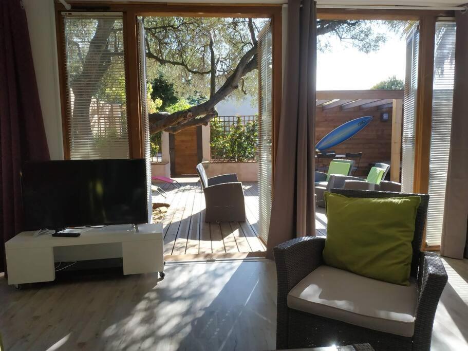 Studio Jacuzzi Prive A 8 Min A Pied De La Plage Apartment ลาซิโอตาต์ ภายนอก รูปภาพ