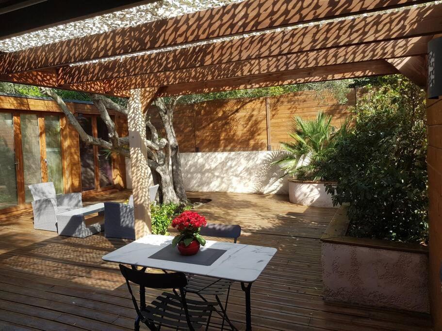 Studio Jacuzzi Prive A 8 Min A Pied De La Plage Apartment ลาซิโอตาต์ ภายนอก รูปภาพ